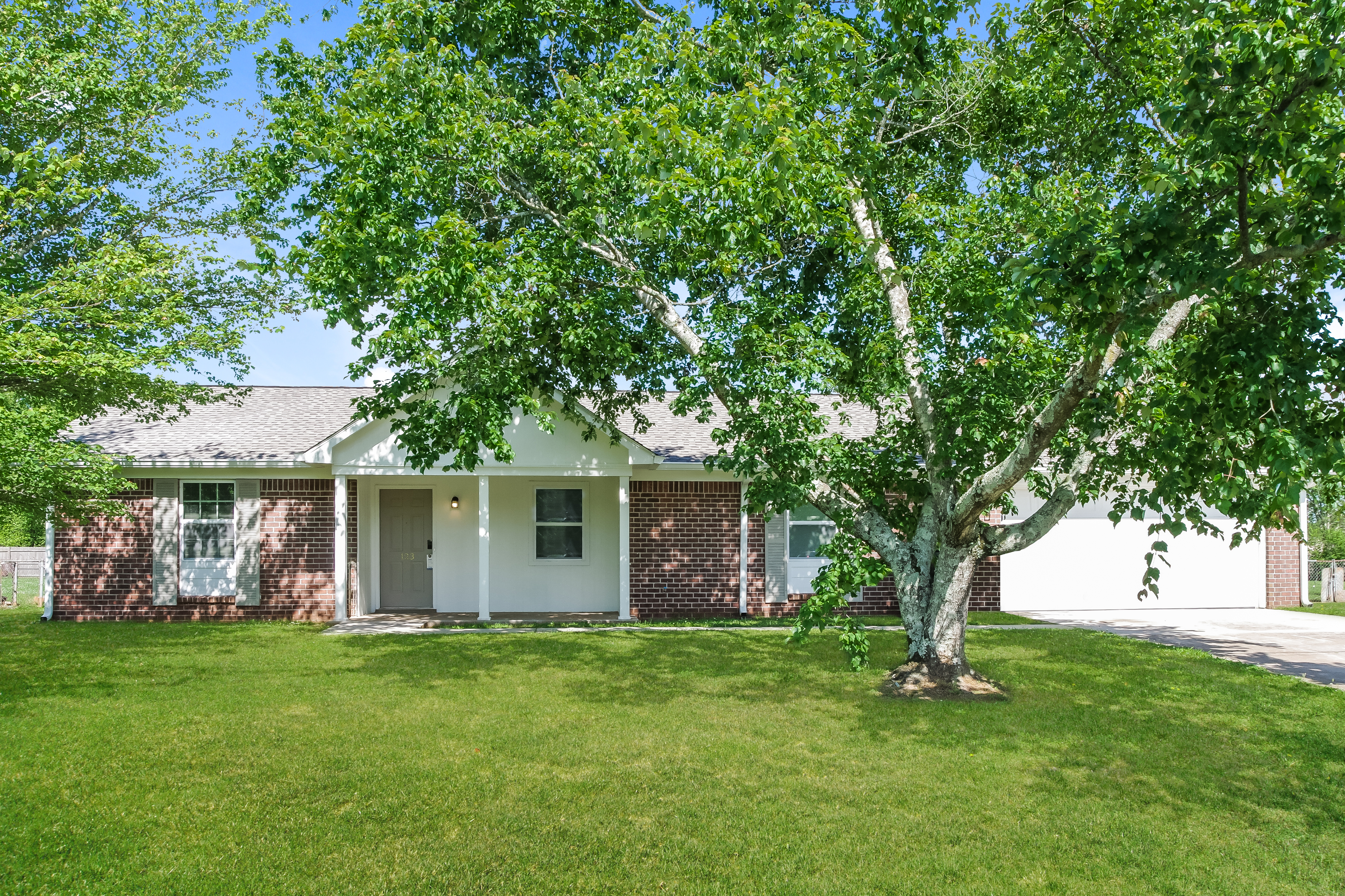 123 Piper Ln Meridianville, AL 35759